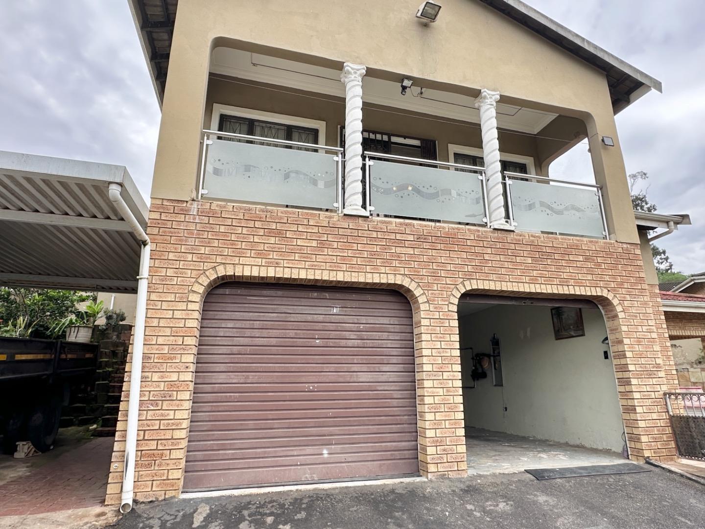 4 Bedroom House for Sale in Shastri Park, Phoenix - KwaZulu Natal