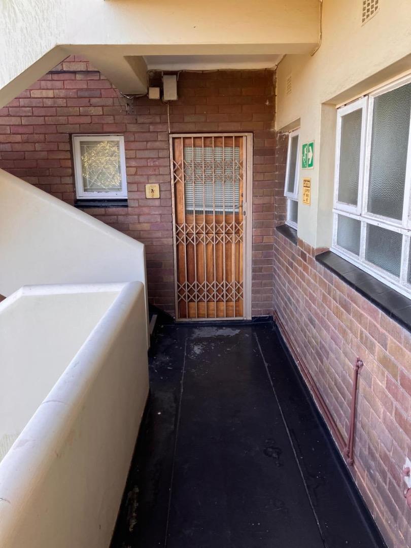 2 Bedroom Apartment for Sale in Glenwood, Durban - KwaZulu Natal