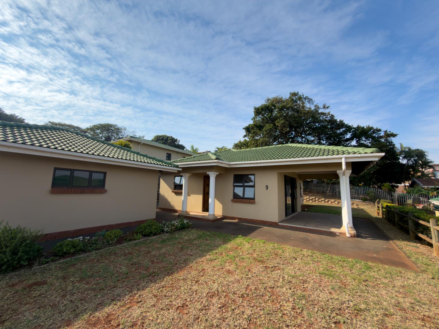 3 Bedroom Townhouse for Sale in Illovo Beach, Kingsburgh - KwaZulu Natal