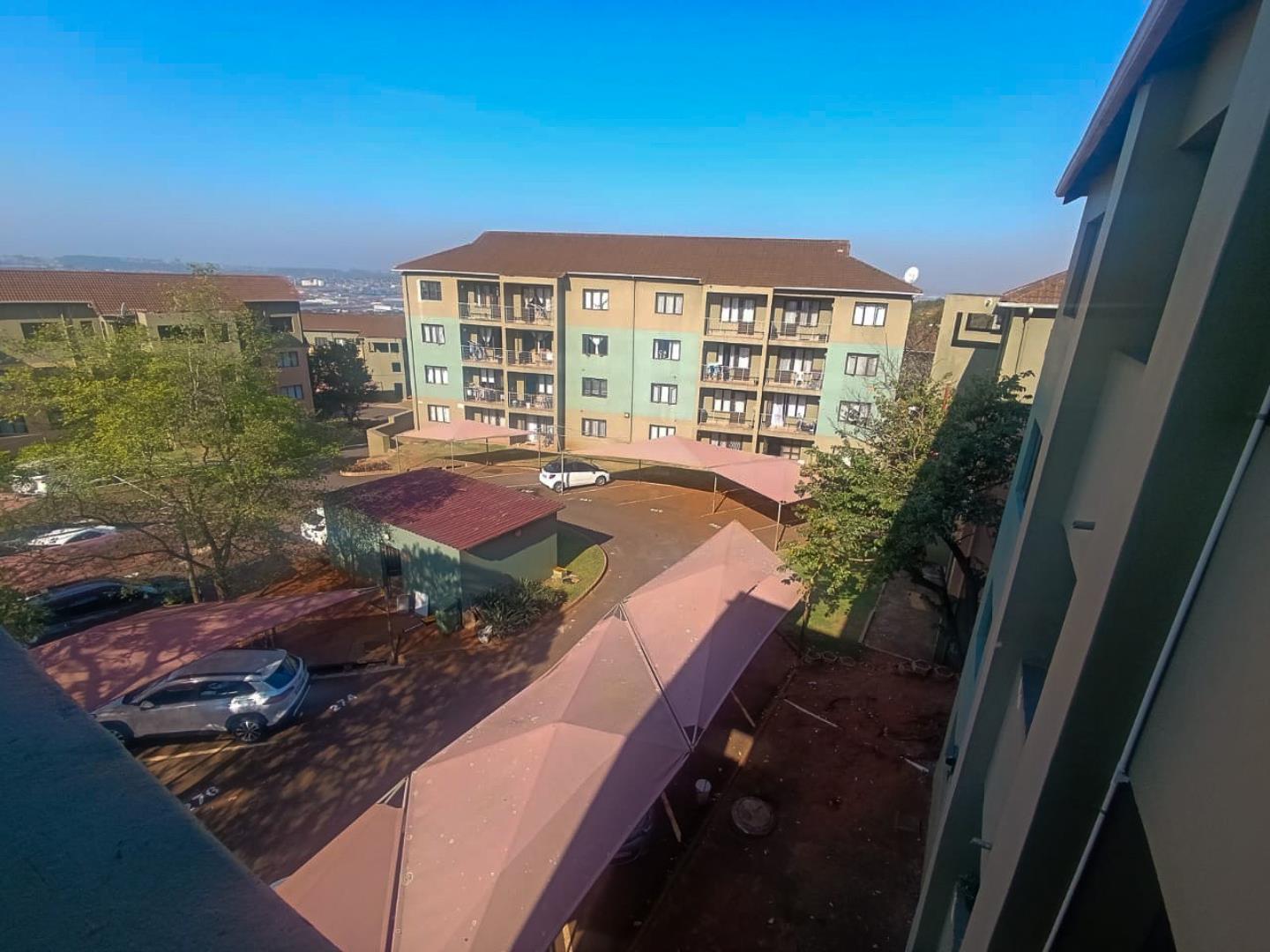 2 Bedroom Apartment for Sale in Montclair, Durban - KwaZulu Natal