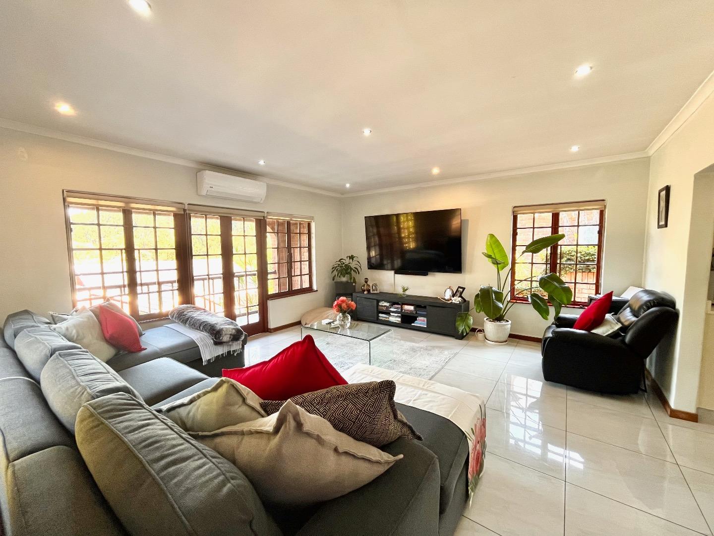 3 Bedroom Townhouse for Sale in Chase Valley Heights, Pietermaritzburg - KwaZulu Natal
