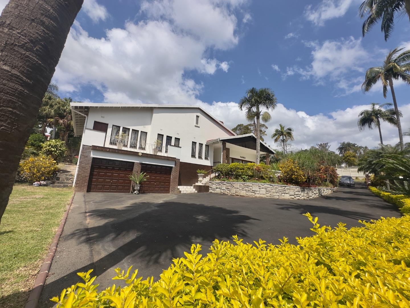 4 Bedroom House for Sale in Cowies Hill, Pinetown - KwaZulu Natal