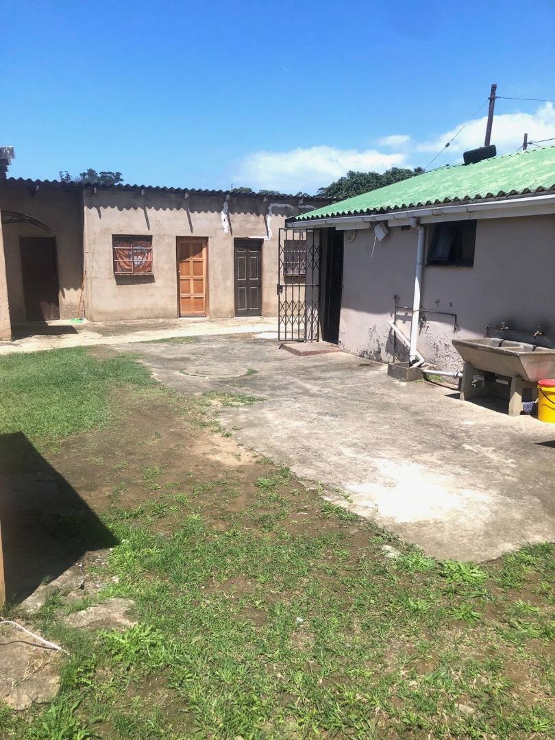 3 Bedroom House for Sale in Umlazi, Umlazi - KwaZulu Natal