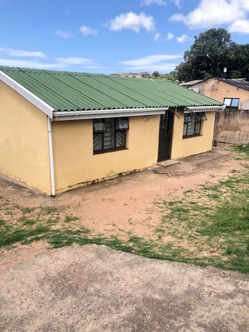 2 Bedroom House for Sale in Umlazi, Umlazi - KwaZulu Natal