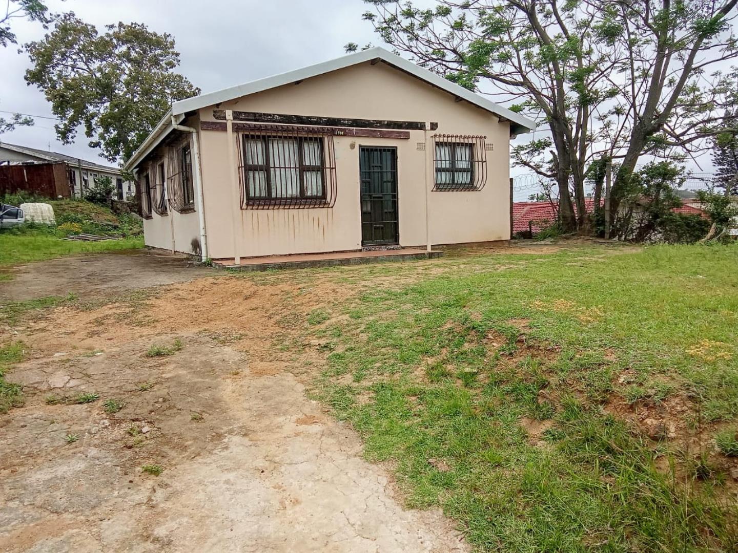 3 Bedroom House for Sale in Umlazi, Umlazi - KwaZulu Natal