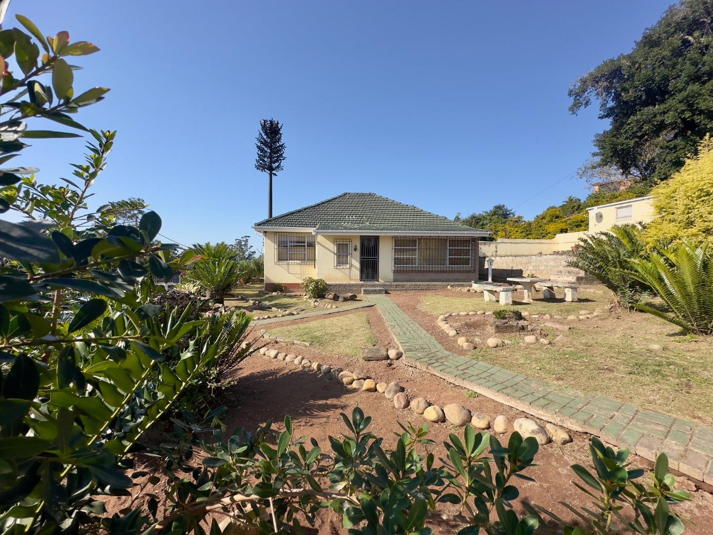 3 Bedroom House for Sale in Escombe, Queensburgh - KwaZulu Natal