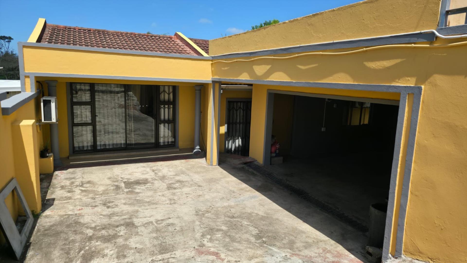 3 Bedroom House for Sale in Woodview, Phoenix - KwaZulu Natal