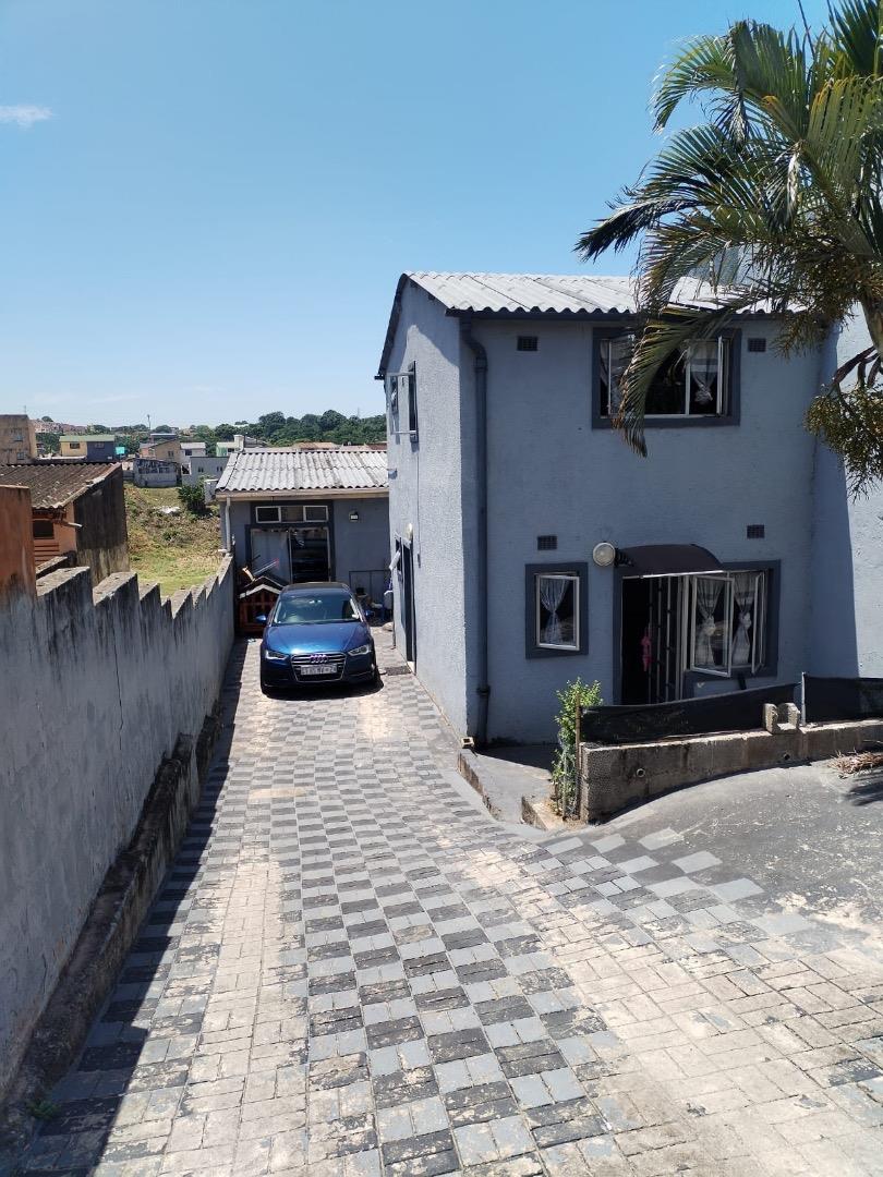 2 Bedroom House for Sale in Croftdene, Chatsworth - KwaZulu Natal