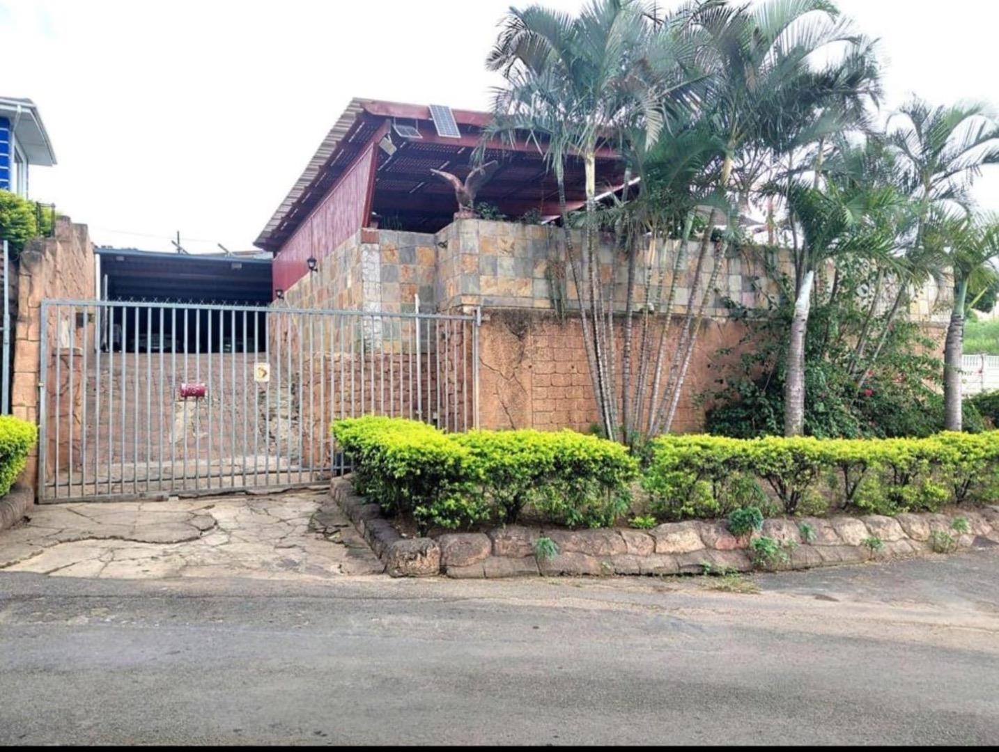 5 Bedroom House for Sale in Northcroft, Phoenix - KwaZulu Natal